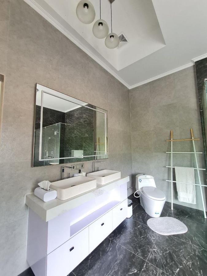 Villa Agrapana Lovina ภายนอก รูปภาพ